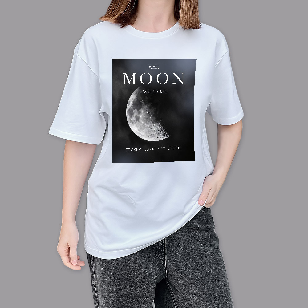 Фото Футболка біла Moon в маназині vchehle.ua