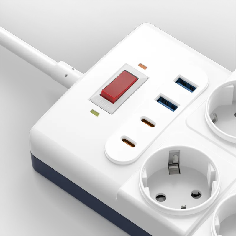Фото Подовжувач WIWU S008 Power Strip PD20W (2USB-A/2C/10xSocket) (2m) (White) в маназині vchehle.ua