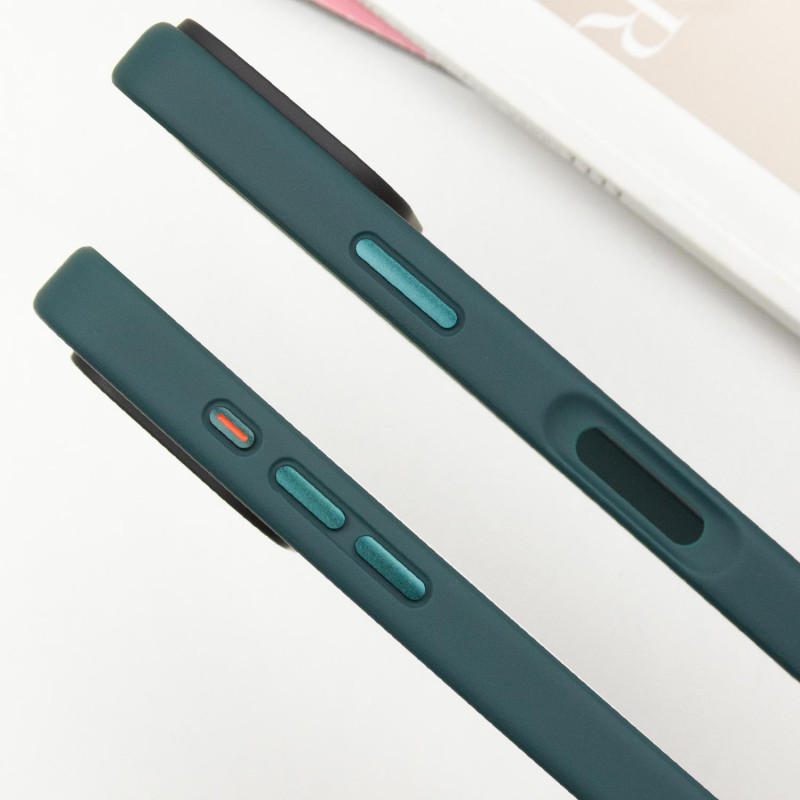 Фото TPU+PC чехол Metal Buttons для Apple iPhone 16 (6.1") (Зеленый / Dark Green) на vchehle.ua