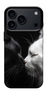 Чехол Black and white cats для iPhone 18 Pro