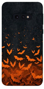 Чехол Orange bats для Galaxy S10e